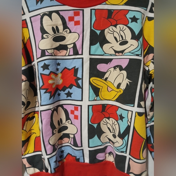 Disney Mickey & Co Color Block Women's Crewneck Sweatshirt Size: S - Picture 2 of 7